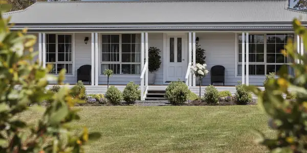 Bigger, better, and warmer!  R2.5 insulation batts are now standard at Tasbuilt