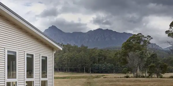 5 Important things to know about building on a lifestyle block in Tasmania