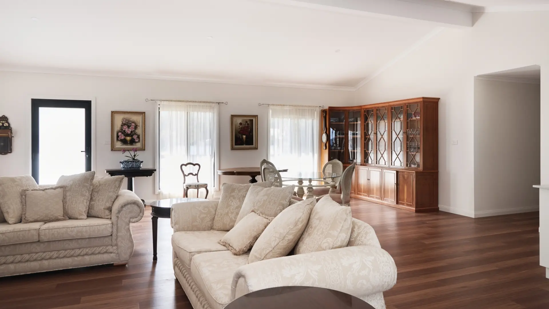 Large Open Plan Livign with raiked ceiling