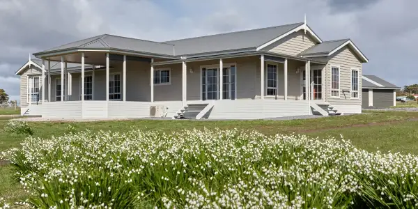 Revisiting the archives - Generous Country Living in the Tamar Valley