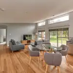 519 I8975