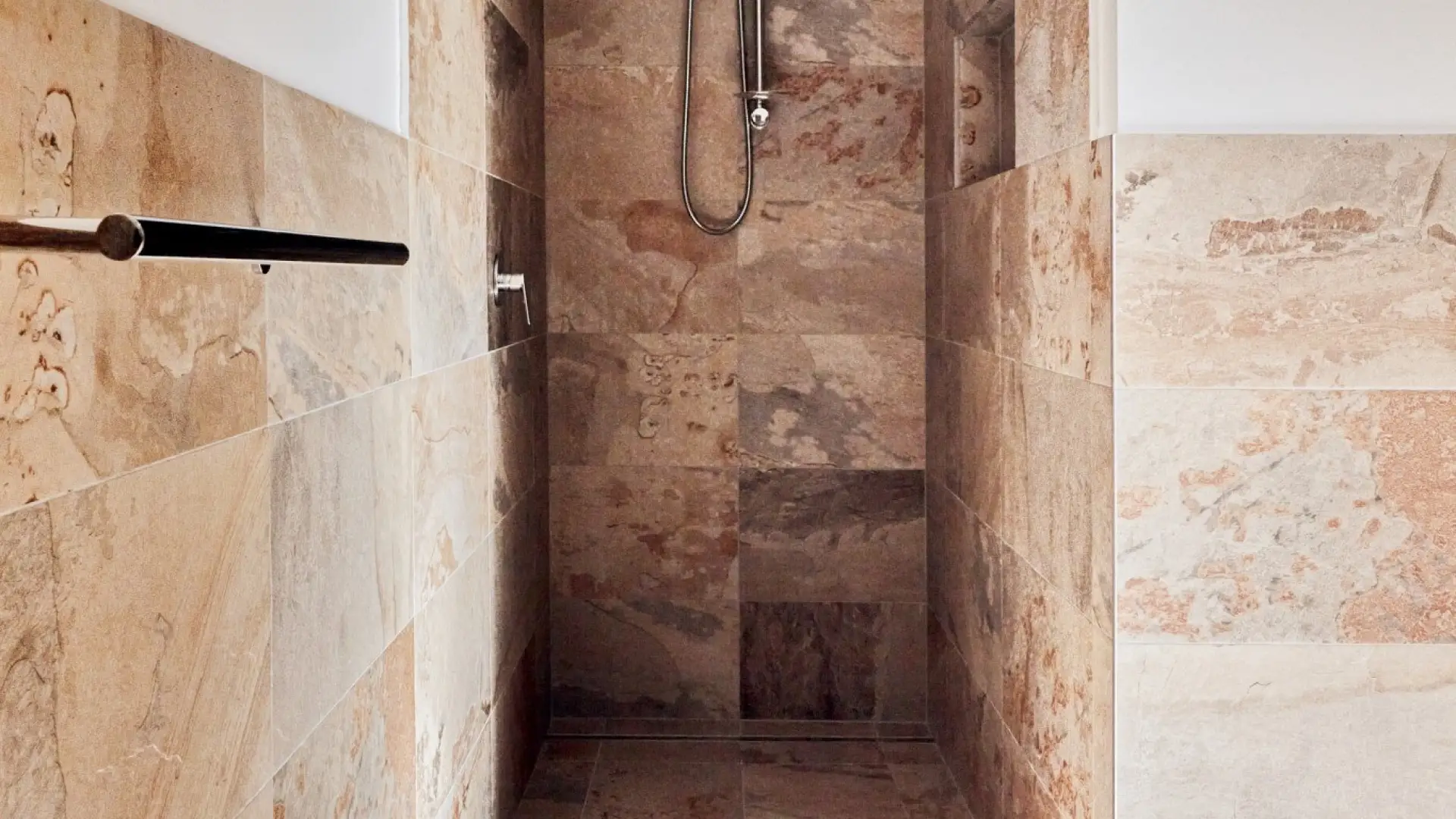 42 Gordon St BICHENO 028