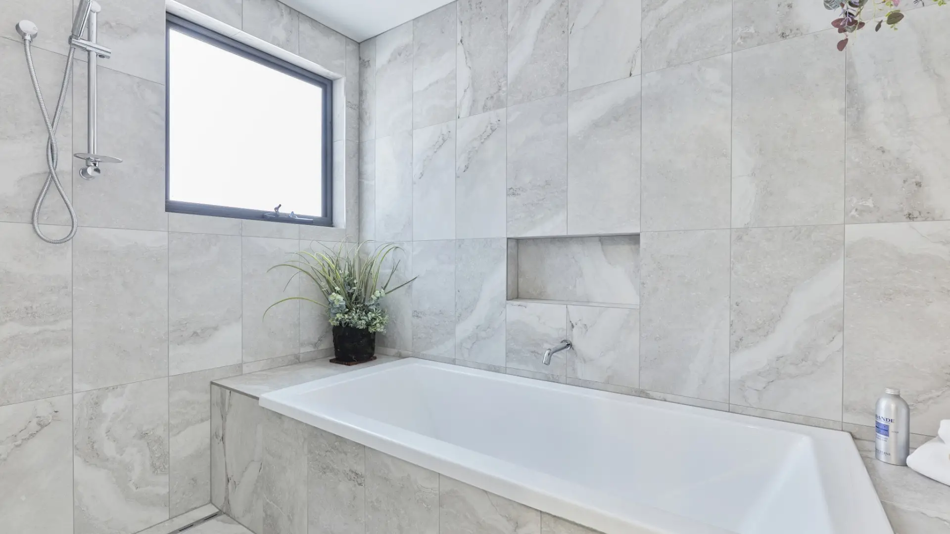 42 Gordon St BICHENO 033