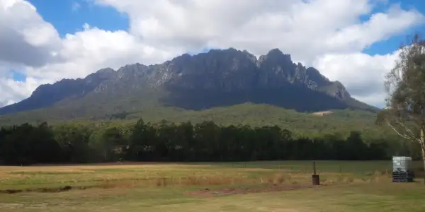 Capturing the view of Mount Roland was the customer’s wishes!